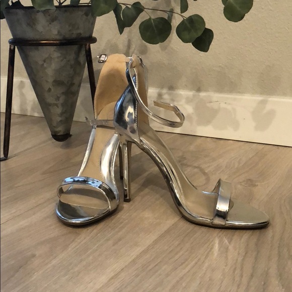 Missguided strappy heeled sandals - Picture 3 of 4